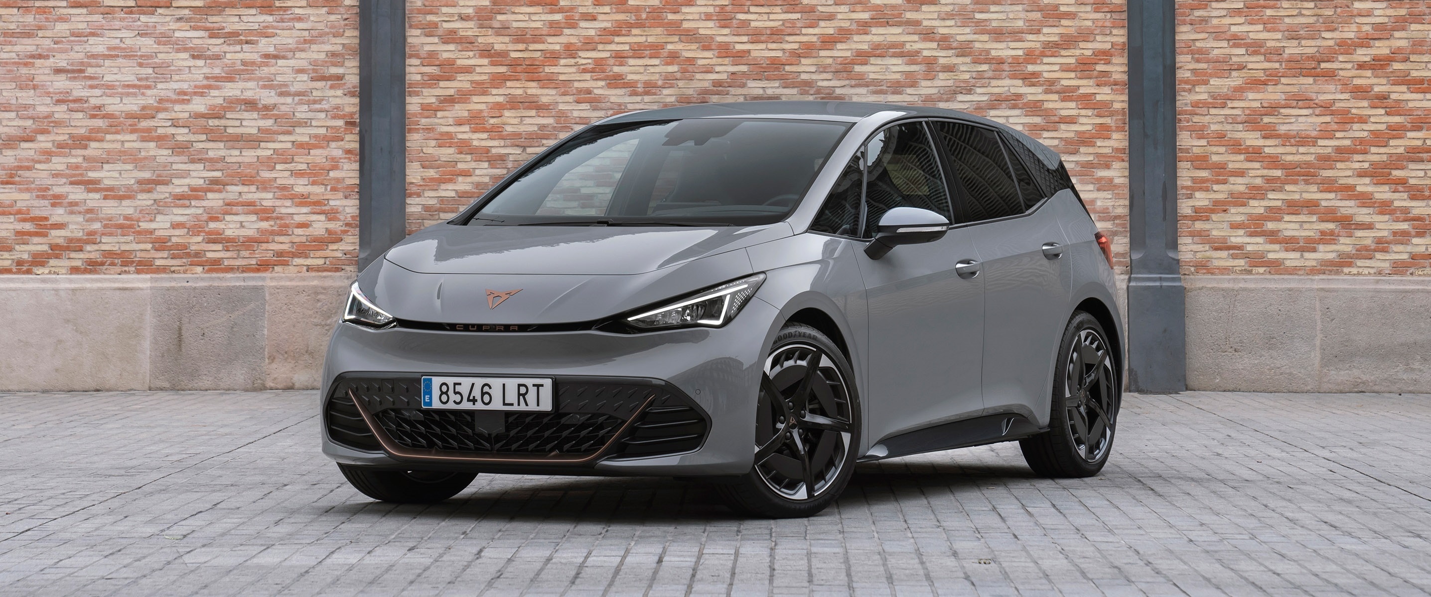 Neo Cupra Born: To neo 100% hlektriko montelo ths markas