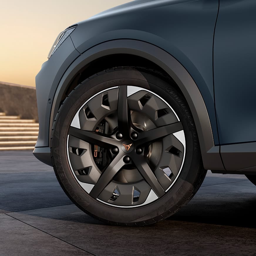 new cupra formentor wheel rims with exclusive 38 19-inch aero wheels in sport black matte and silver