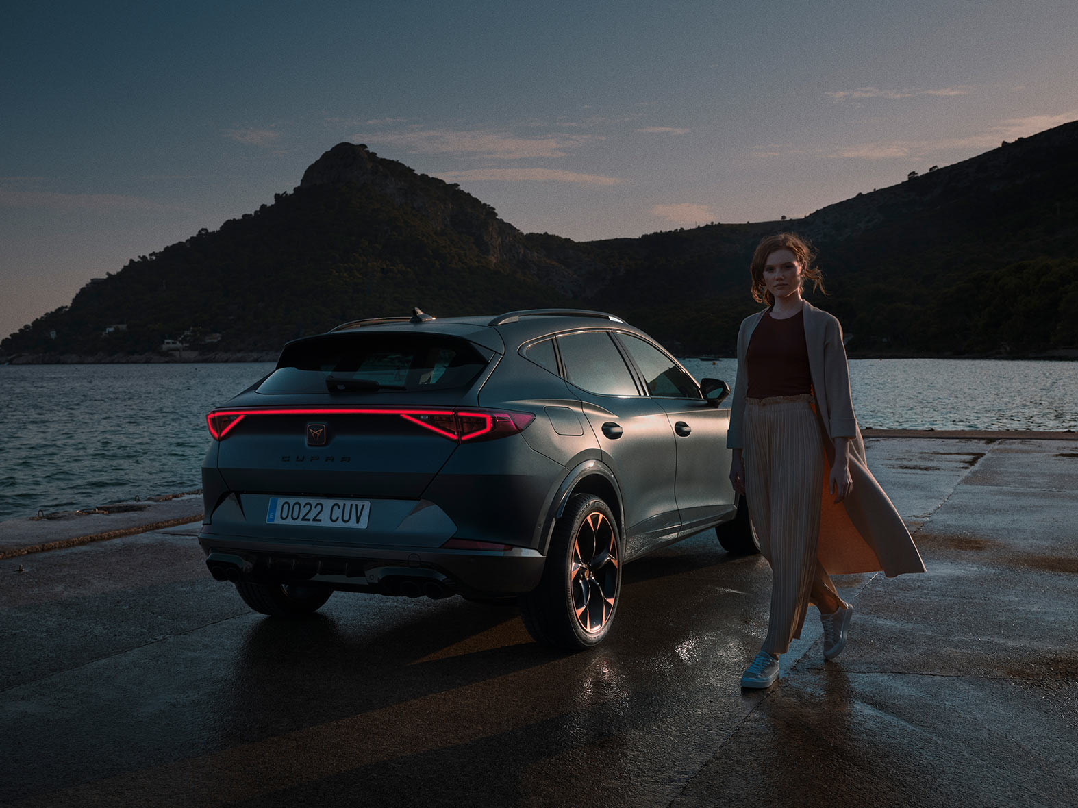 new cupra formentor compact suv with full led lights